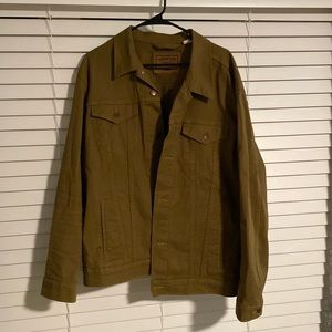 bundle lot Levis Signature Gold jean Jacket/ 3 pck of fruit of loom white t.